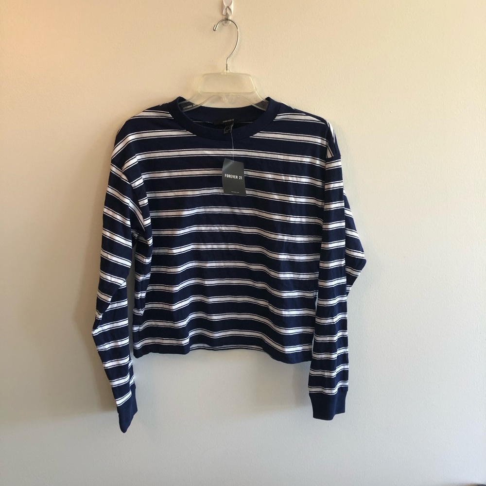 Forever 21 long sleeve t shirt